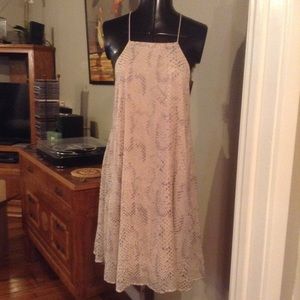 Silence & Noise, sexy dress